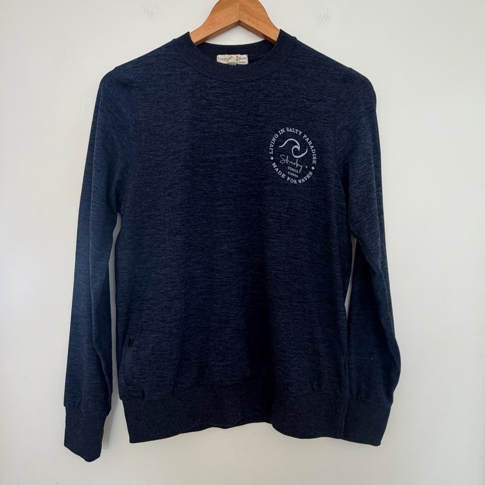 Vineyard crew performance small Crewneck light sweatshirt heather Blue sharky’s